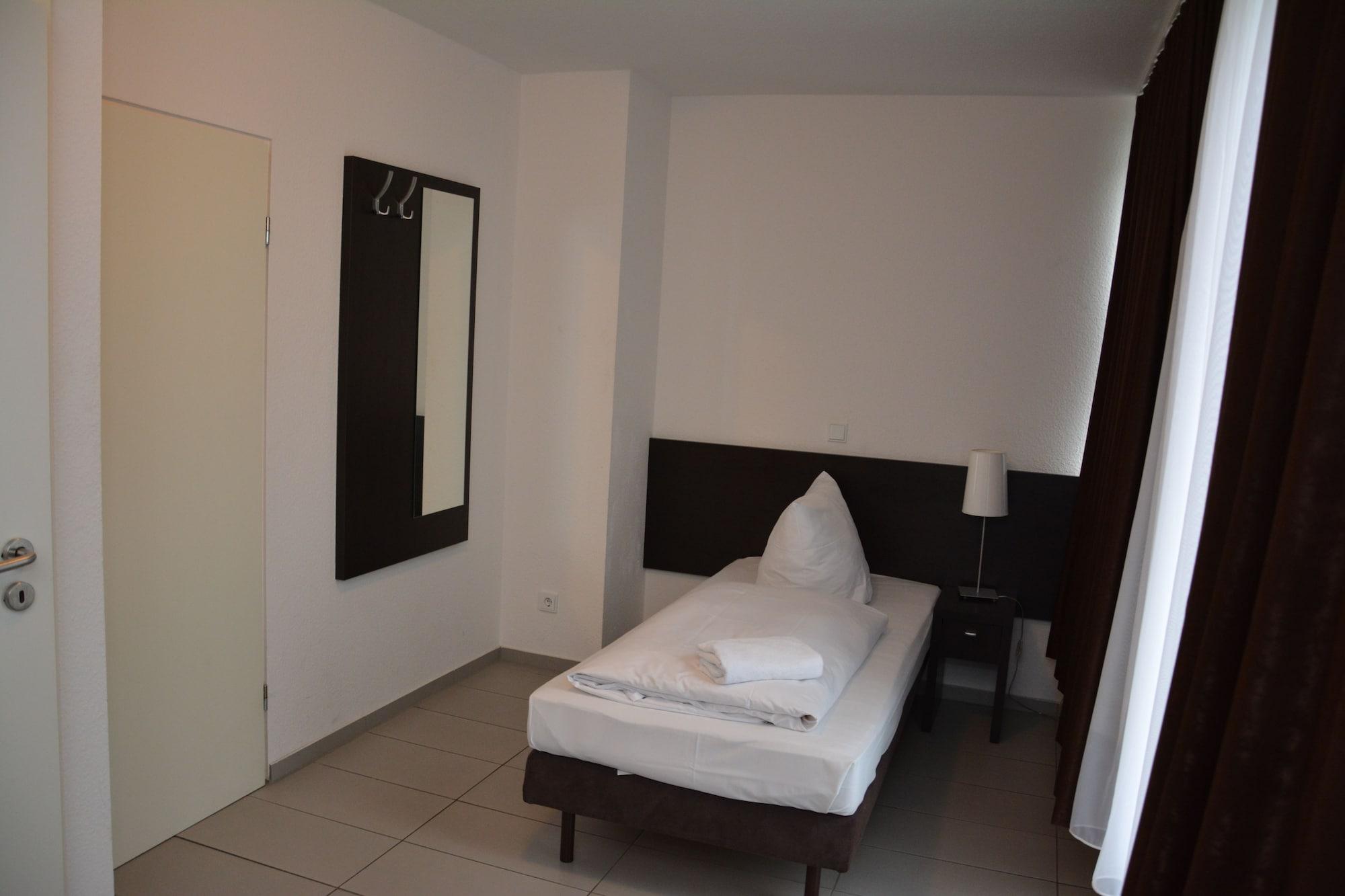 Mosel Hotel Francfort-sur-le-Main Extérieur photo