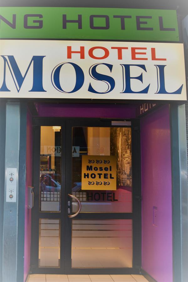 Mosel Hotel Francfort-sur-le-Main Extérieur photo